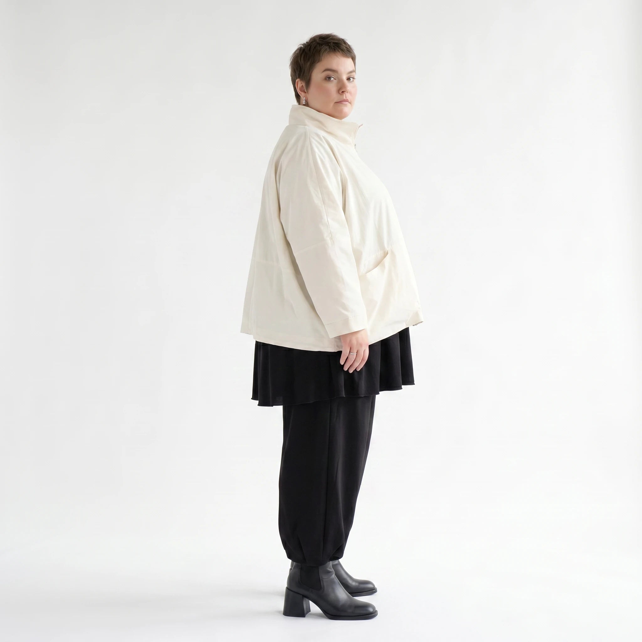 AKH Fashion Jacke in kastiger Form, aus Baumwolle, 1493.07104, Offwhite, Ausgefallen
