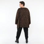 Jacquard Bigshirt in Schwarzcognac mit orangenen Kringeln A-Form V-Ausschnitt Nahttaschen