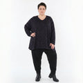 A-Form Bigshirt von AKH Fashion aus Materialmix, 1516.00593, Schwarz/Violett/Grau, Kringel