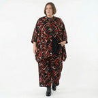 Jacquardjacke in Schwarz Rot Weiss mit Stehkragen boxigem Schnitt und Seitennahttaschen