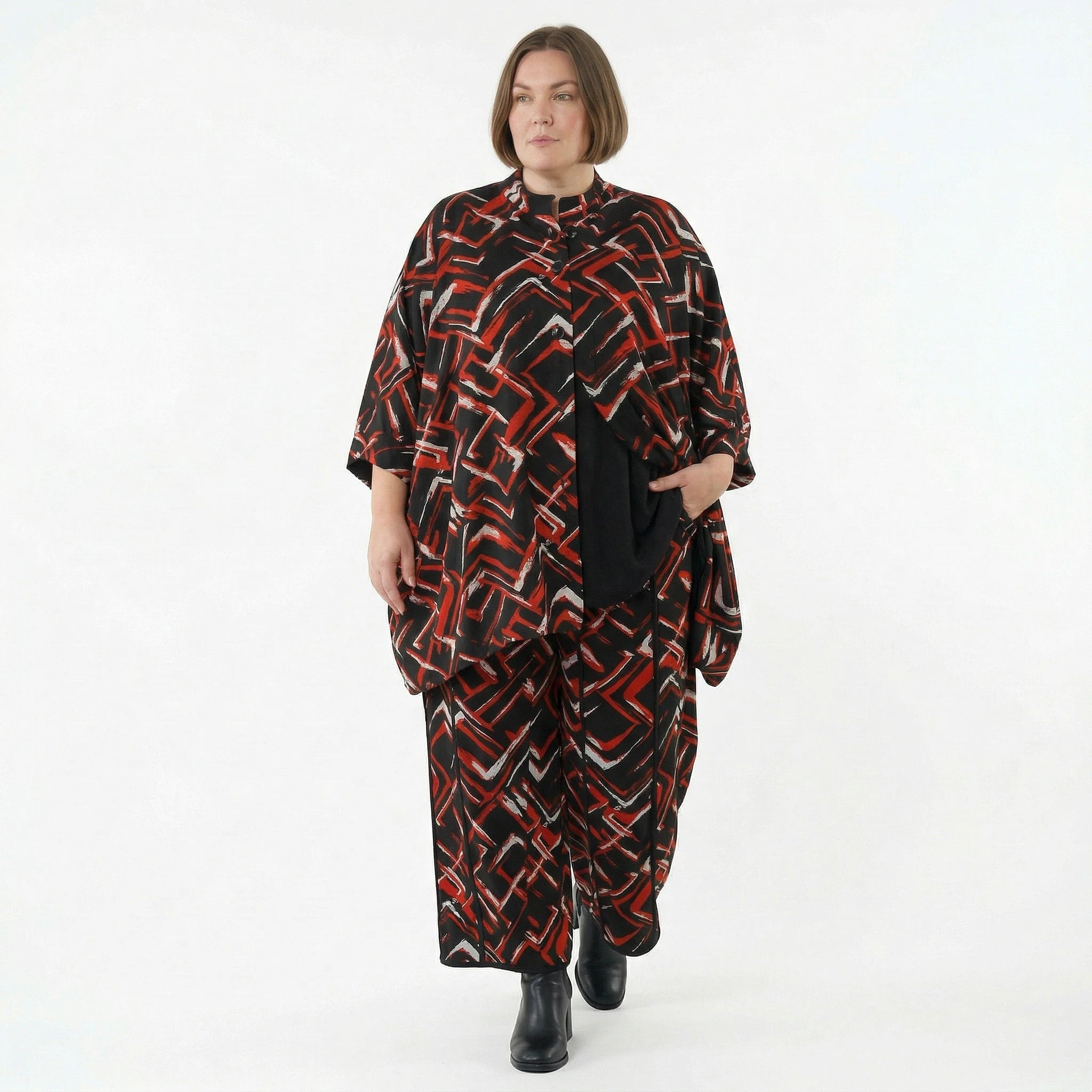 A-Form Jacke von AKH Fashion aus Viskose, 1517.07116, Schwarz/Rot/Weiß, Pinselstrich