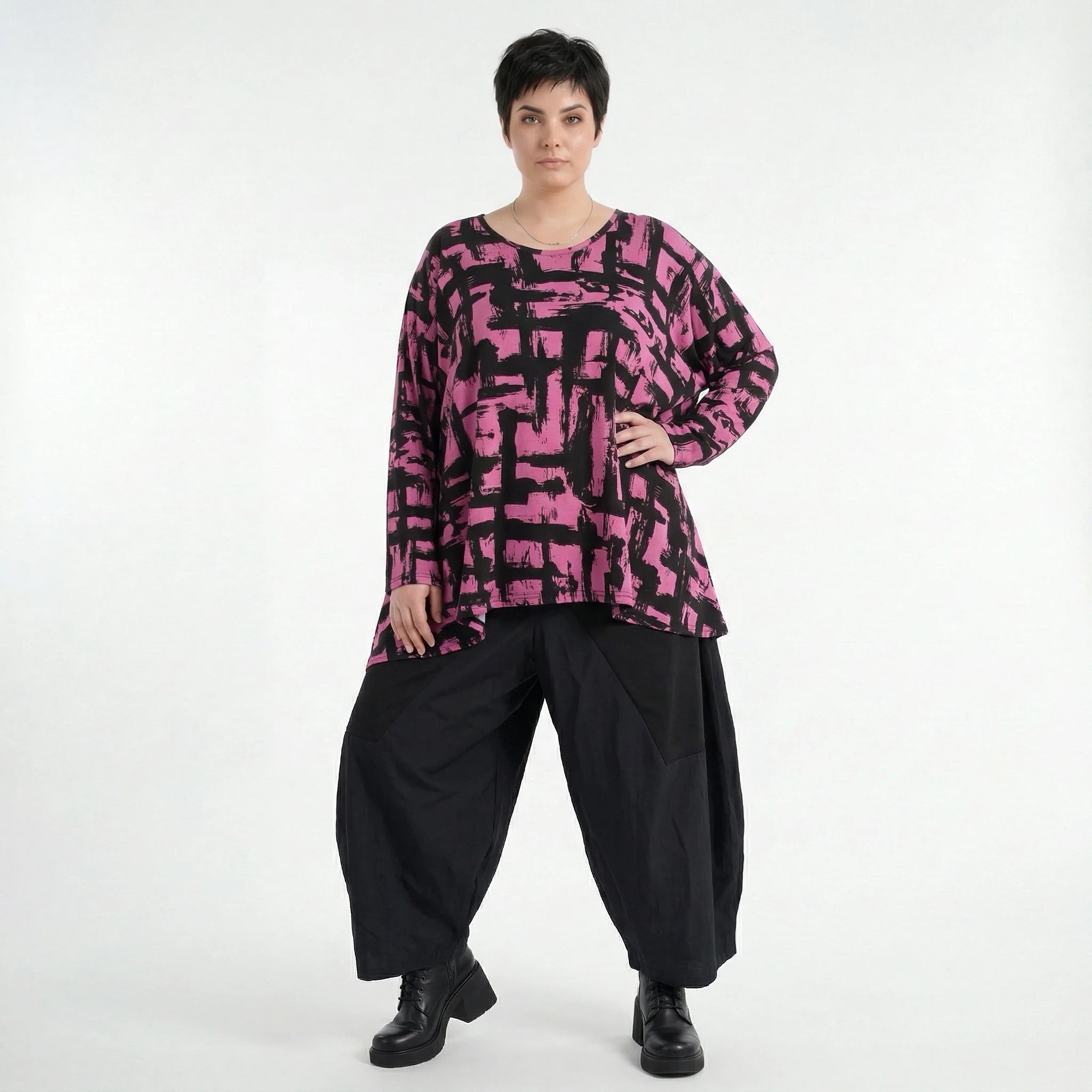 A-Form Bigshirt von AKH Fashion aus Viskose, 1519.02593, Fuchsia/Schwarz, Pinselstrich