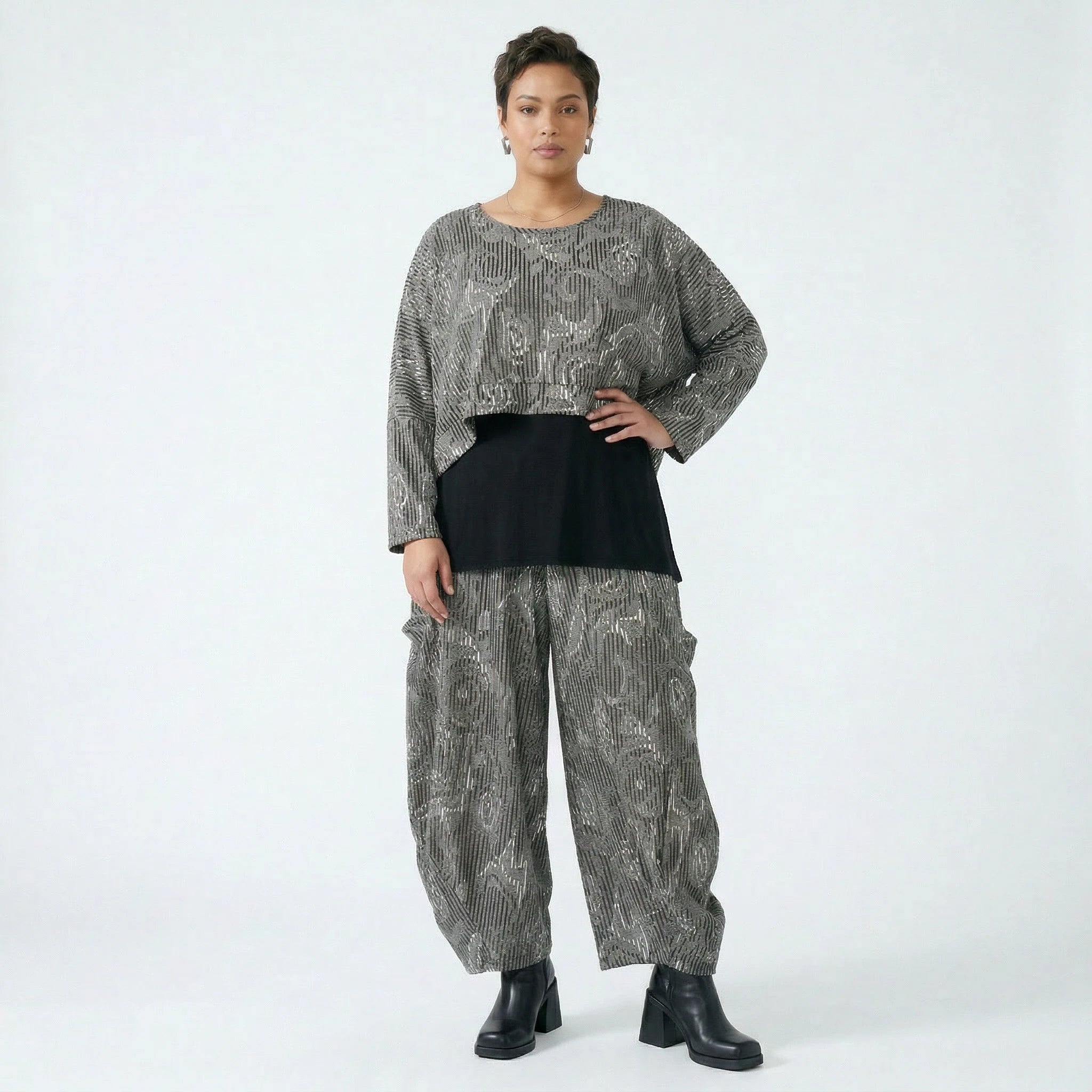 AKH Fashion Überwurf in kastiger Form, aus Materialmix, 1507011, Grau/Schwarz/Weiß, Schick