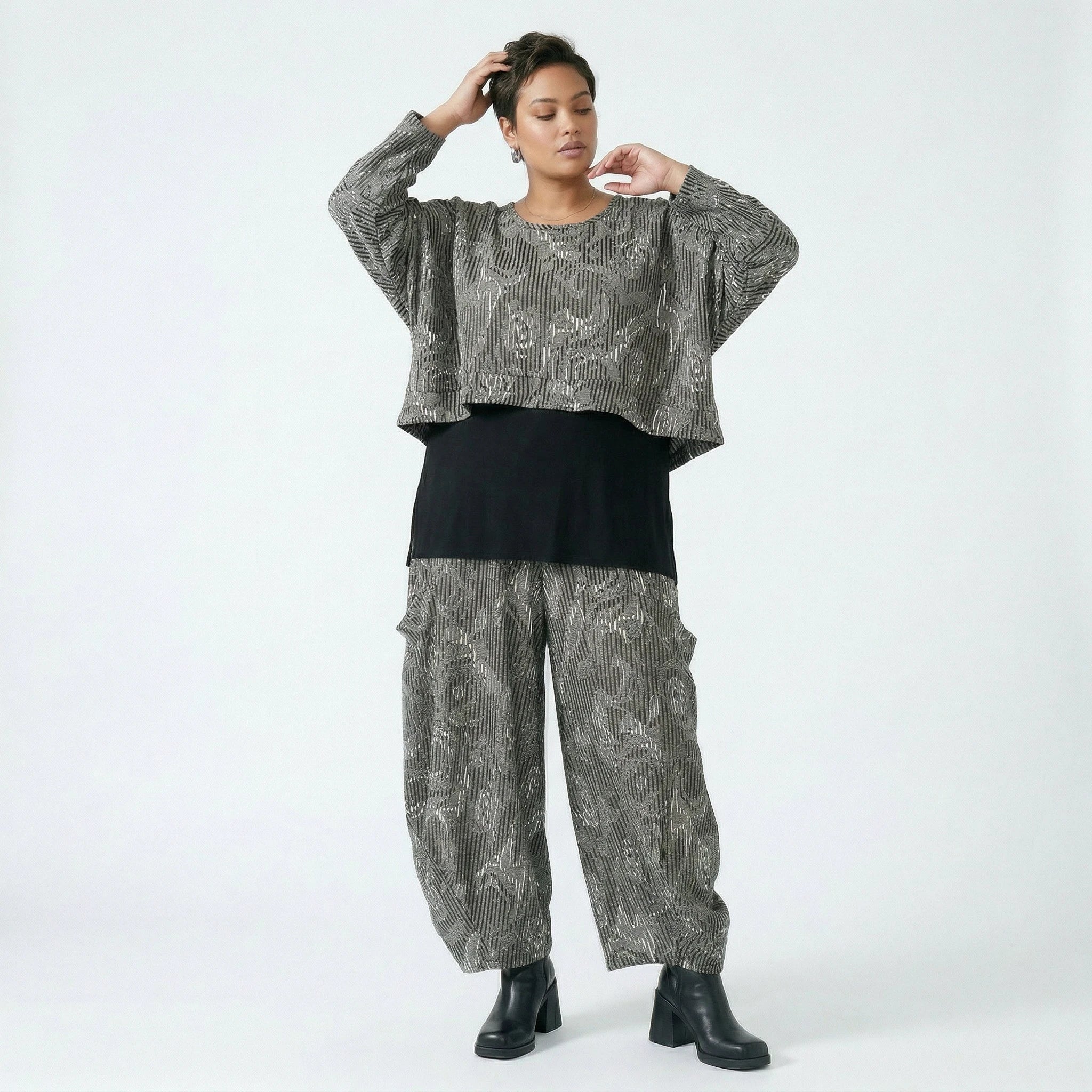 AKH Fashion Überwurf in kastiger Form, aus Materialmix, 1507011, Grau/Schwarz/Weiß, Schick