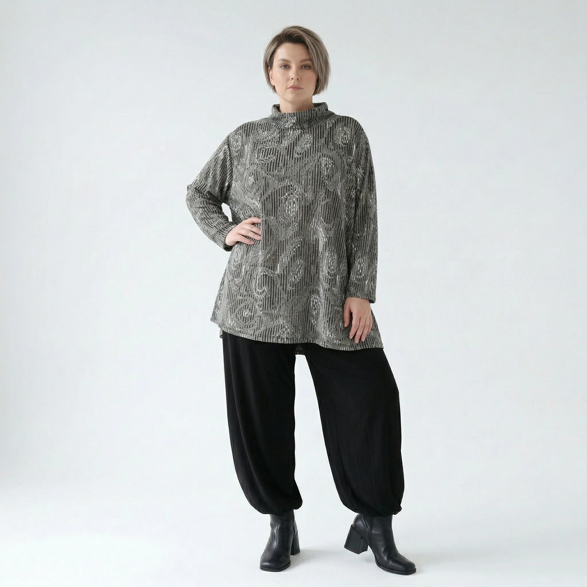 AKH Fashion Shirt in Glocken-Form, aus Materialmix, 151892R, Grau/Schwarz/Weiß, Schick
