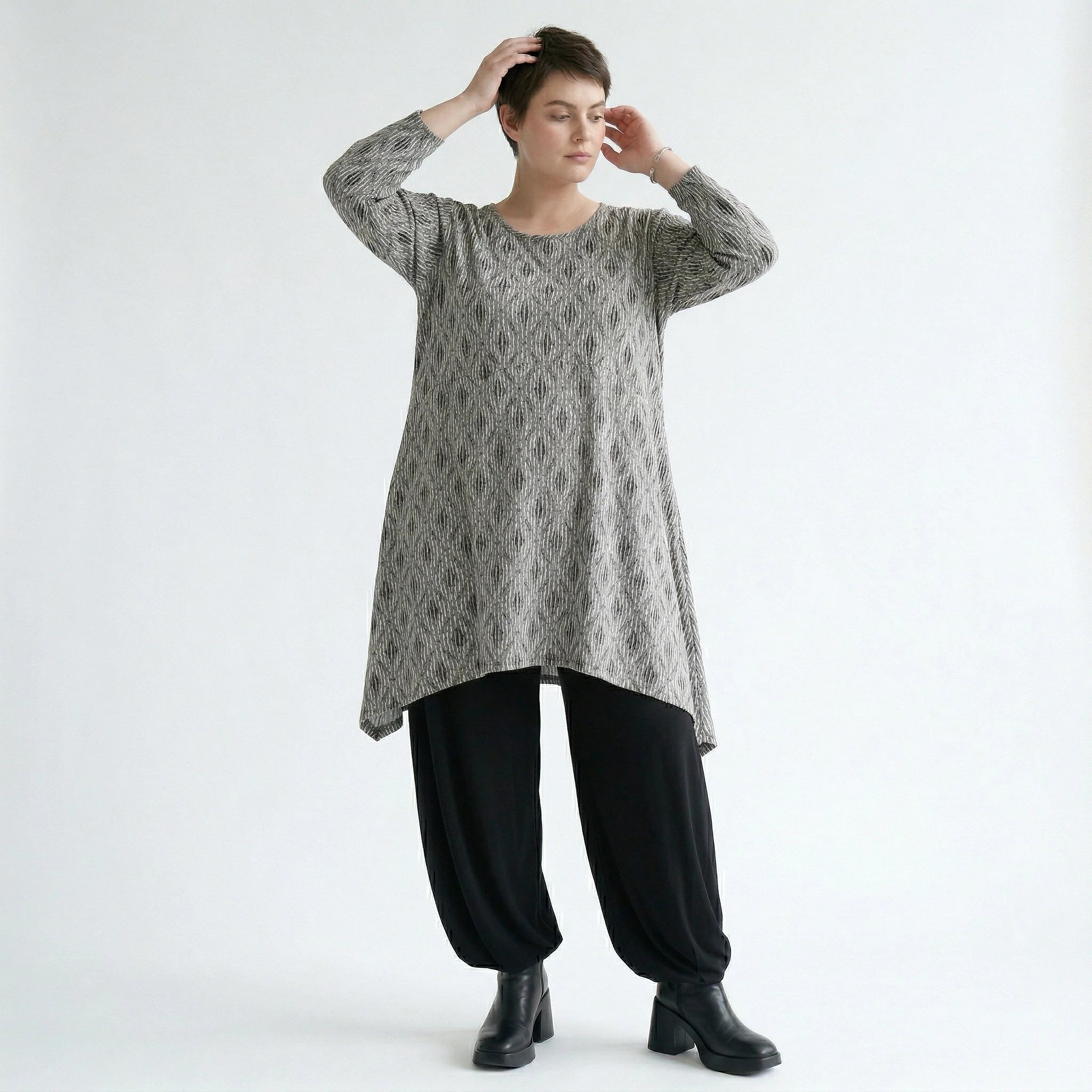 A-Form Shirt von AKH Fashion aus Materialmix, 1500521, Hellgrau/Schwarz/Weiß, Schick