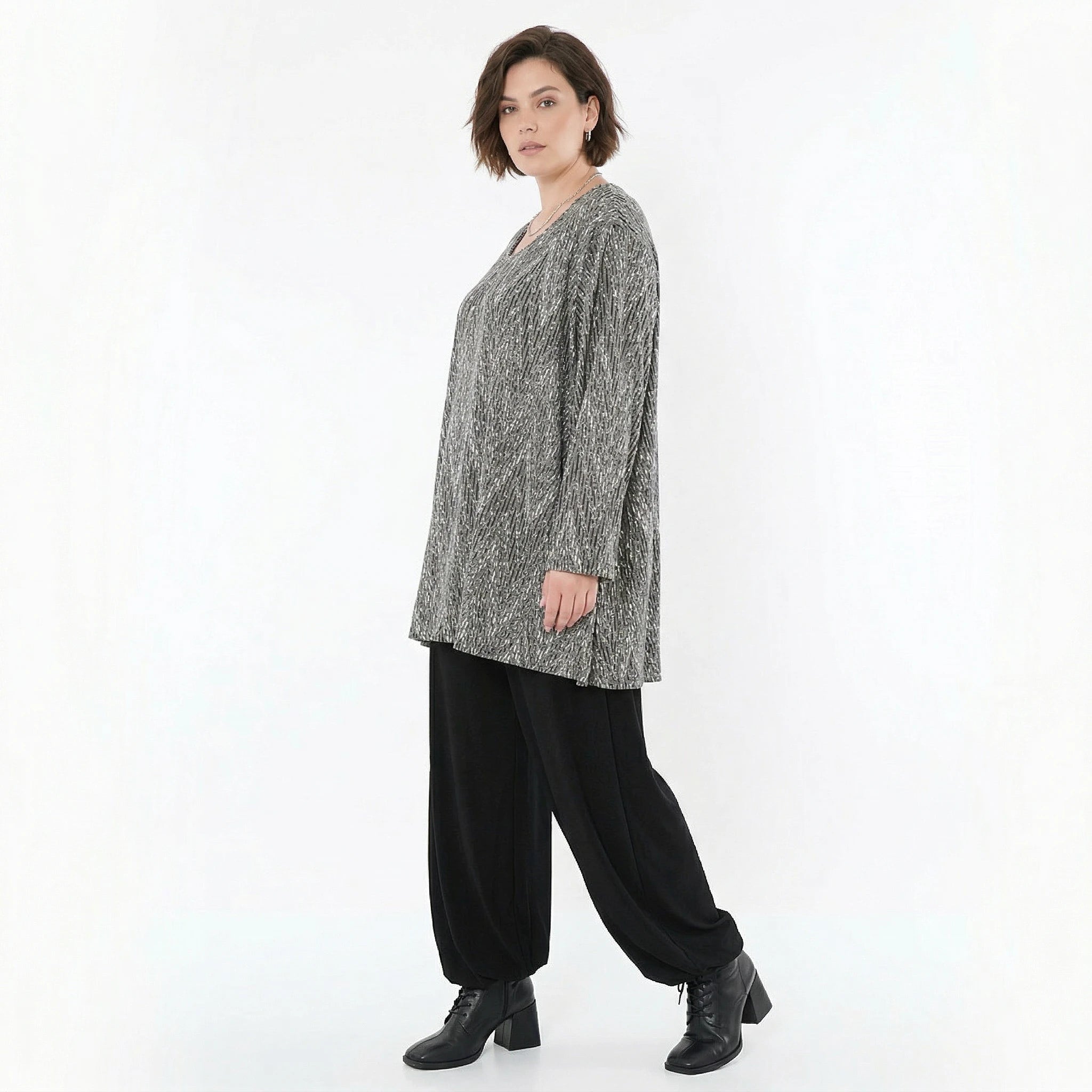 A-Form Bigshirt von AKH Fashion aus Materialmix, 1526.00593, Grau/Schwarz/Weiß, Schick