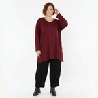 Langarmshirt burgundy aus Jersey mit tiefem Rundhalsausschnitt und Schlitzen am Saum