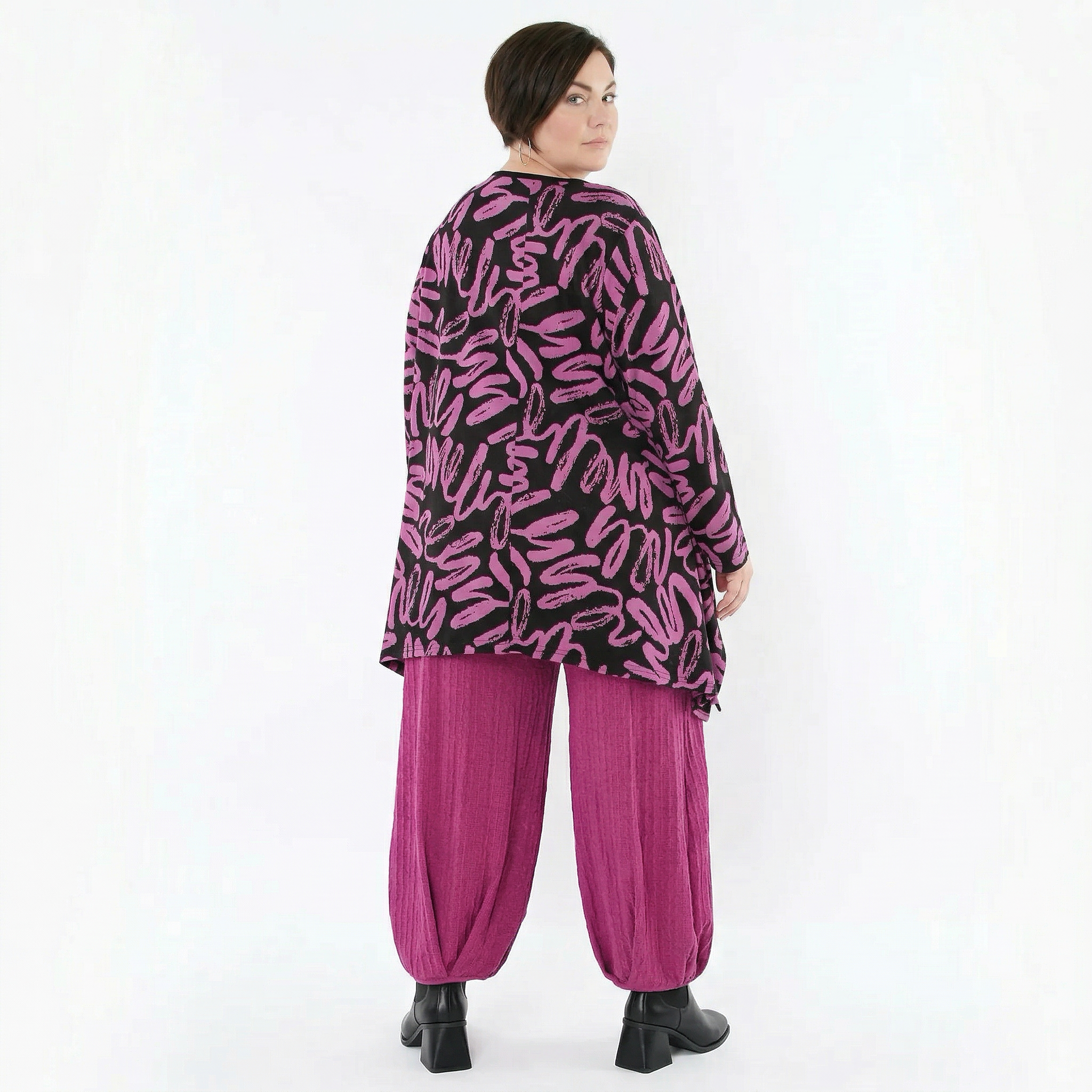 A-Form Bigshirt von AKH Fashion aus Materialmix, 1529.01019, Schwarz/Fuchsia, Kringel, Schick