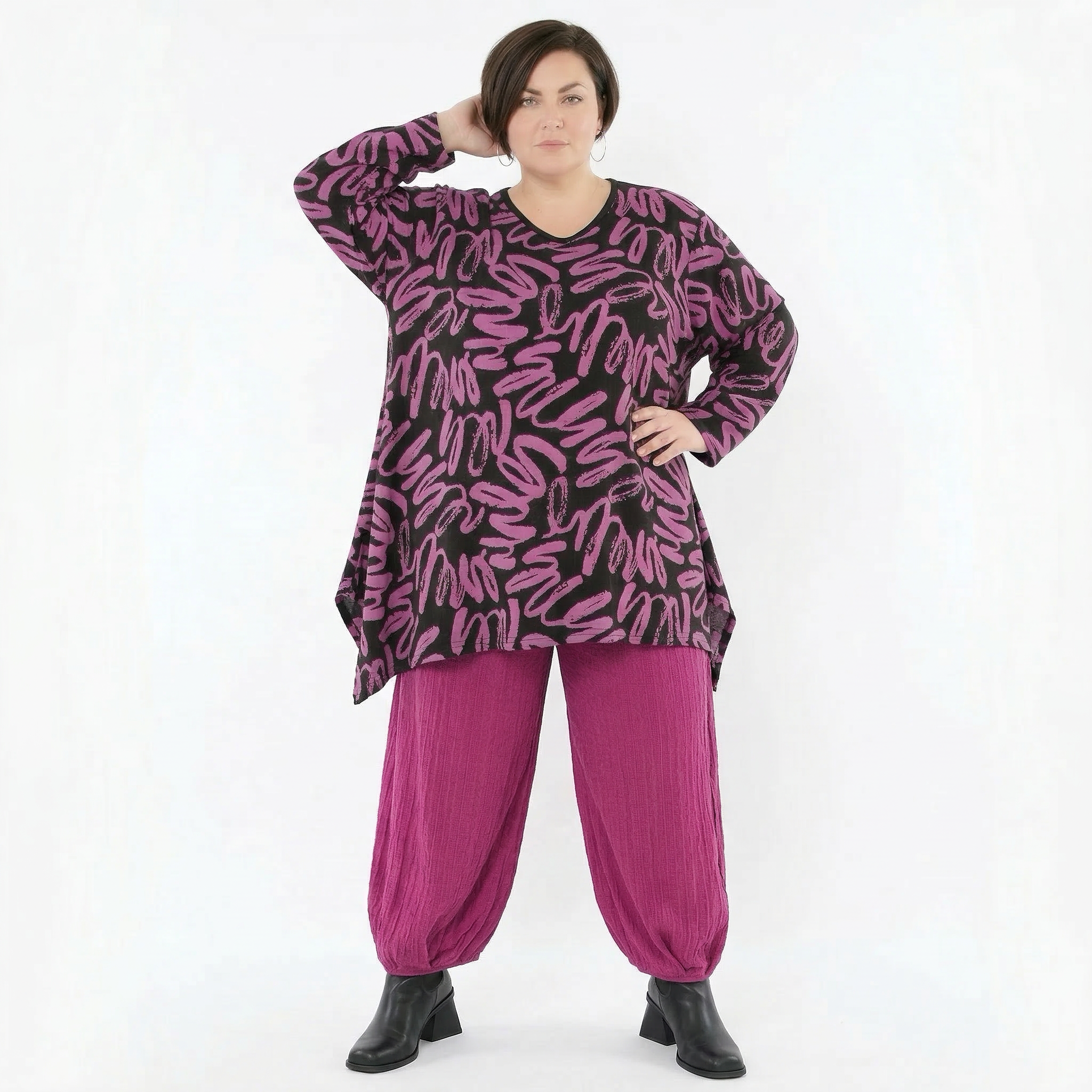 A-Form Bigshirt von AKH Fashion aus Materialmix, 1529.01019, Schwarz/Fuchsia, Kringel, Schick