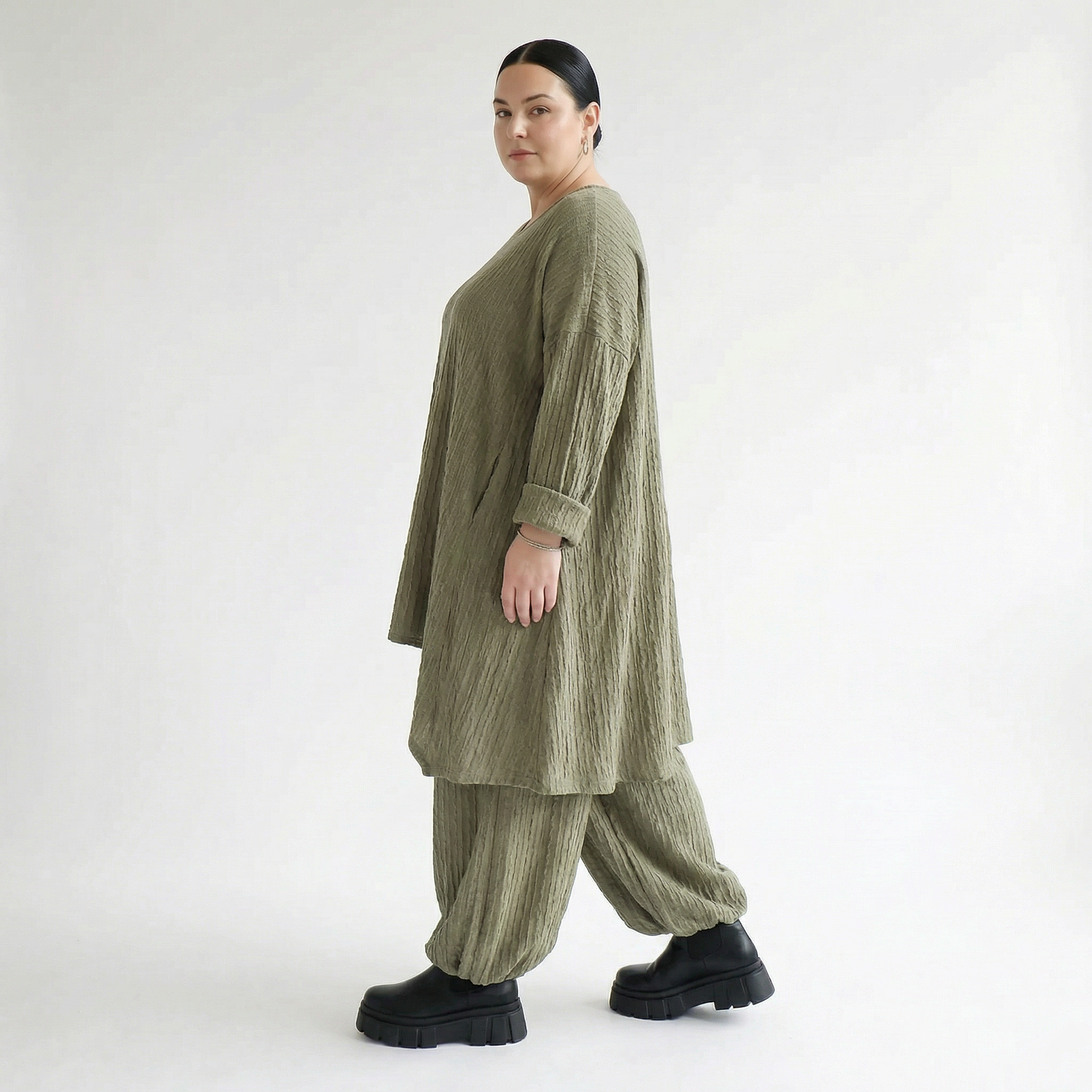 A-Form Bigshirt von AKH Fashion aus Materialmix, 1532.07014, Olive, Wellen, Ausgefallen