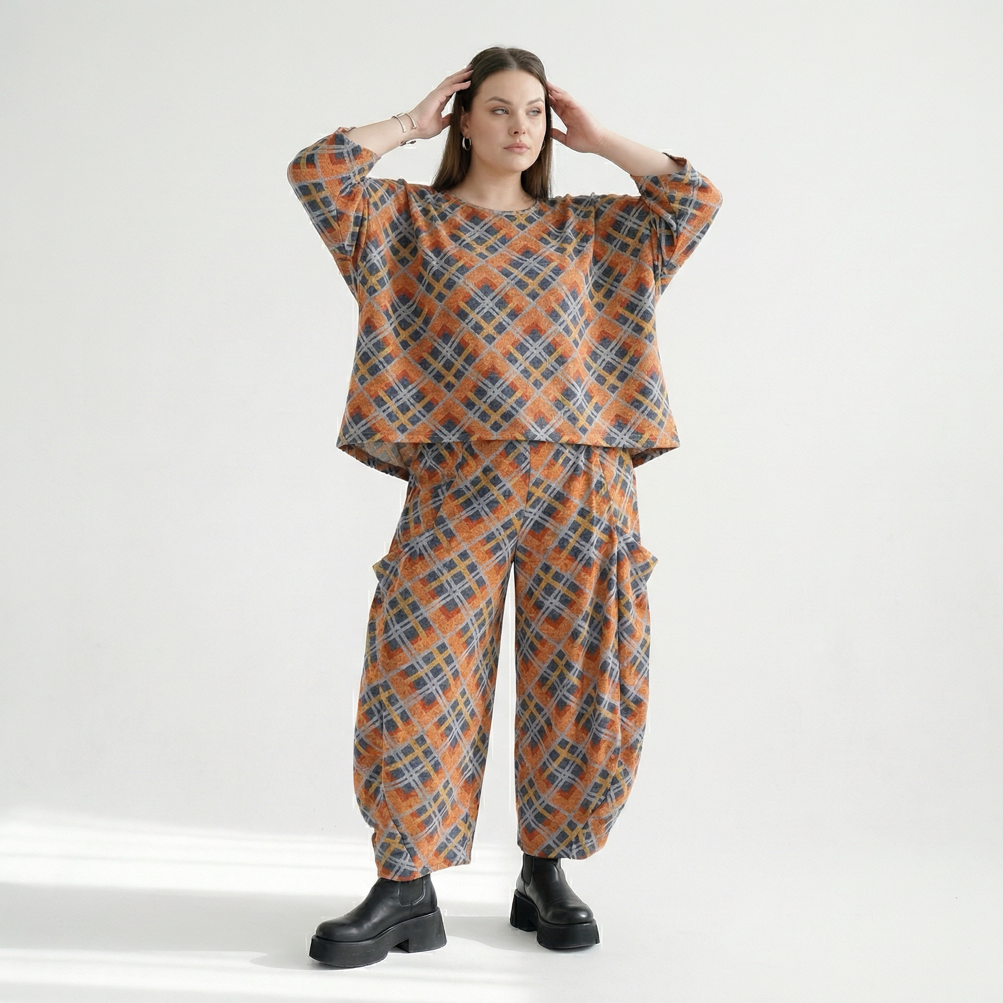  AKH Fashion Überwurf in kastiger Form, aus Materialmix, 1549.03018, Orange/Blau/Grau