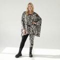  A-Form Bigshirt von AKH Fashion aus Viskose, 1559.00593, Schwarz/Weiß, Abstrakt, Ausgefallen