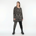  AKH Fashion Shirt in Glocken-Form, aus Viskose, 1560.01892, Schwarz/Weiß, Abstrakt, Schick