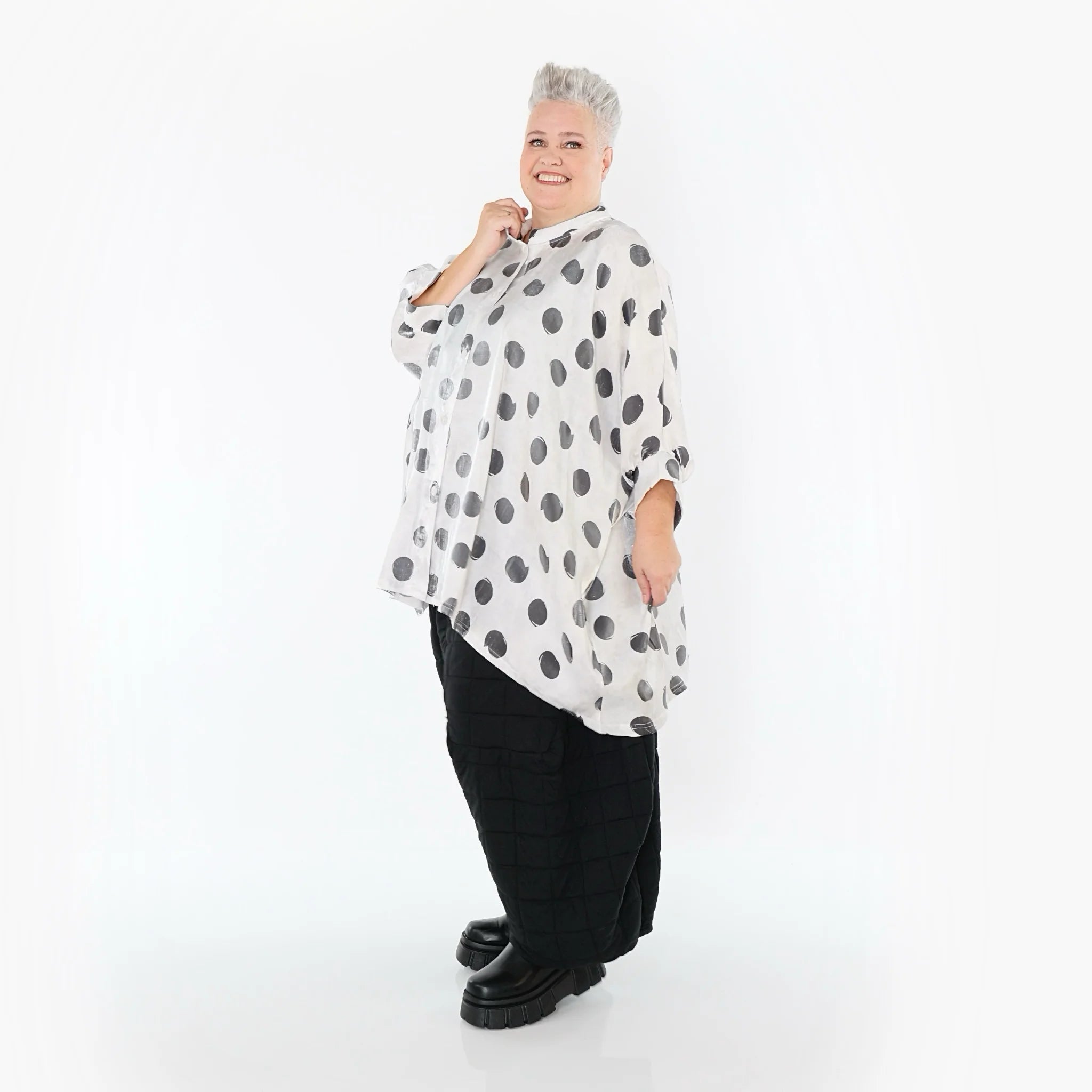  A-Form Bluse von AKH Premium aus Viskose, P1026.7116, Weiß/Grau, Punkte, Ausgefallen