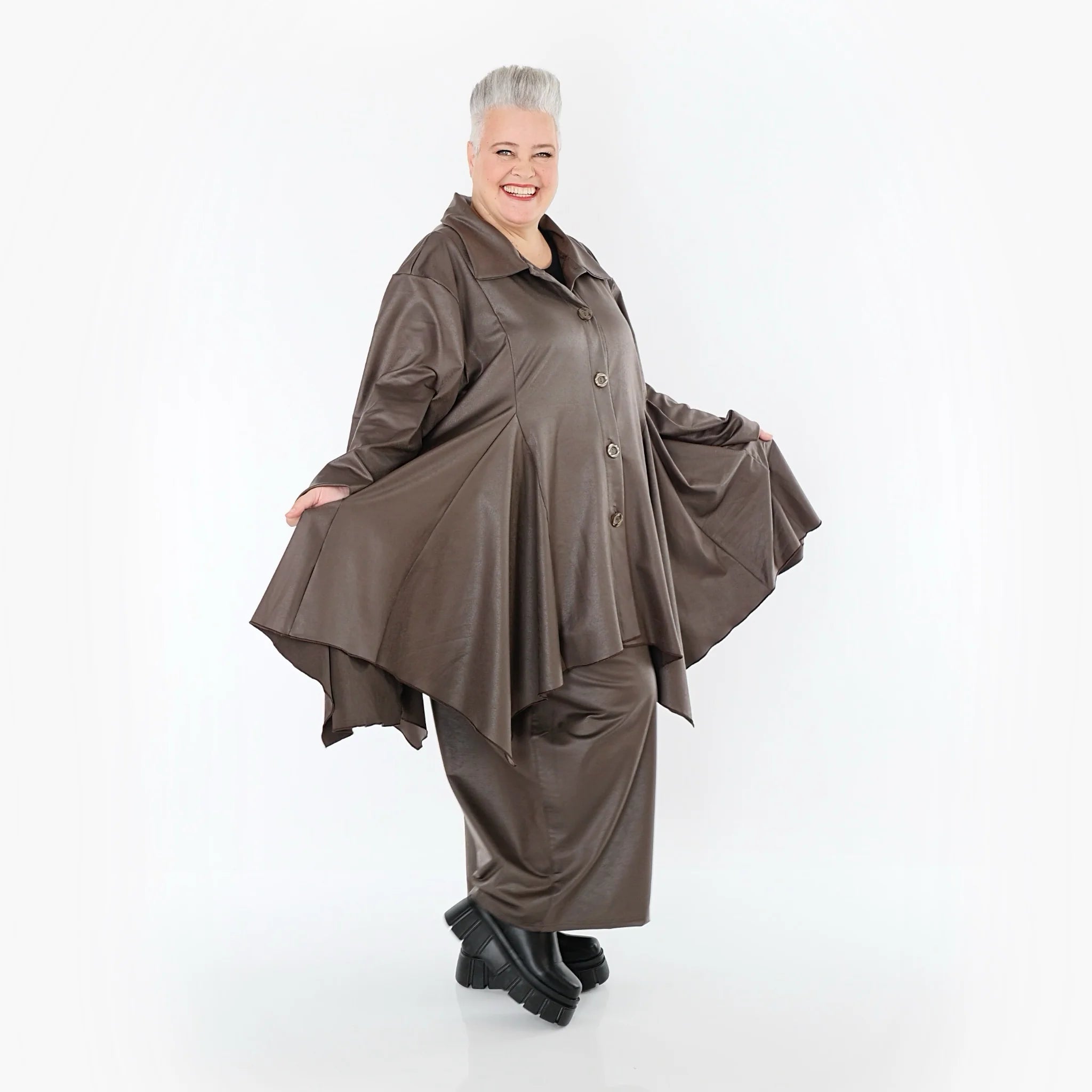AKH Premium Jacke in Glocken-Form, aus Materialmix, P1027.7148, Braun, Ausgefallen, Schick