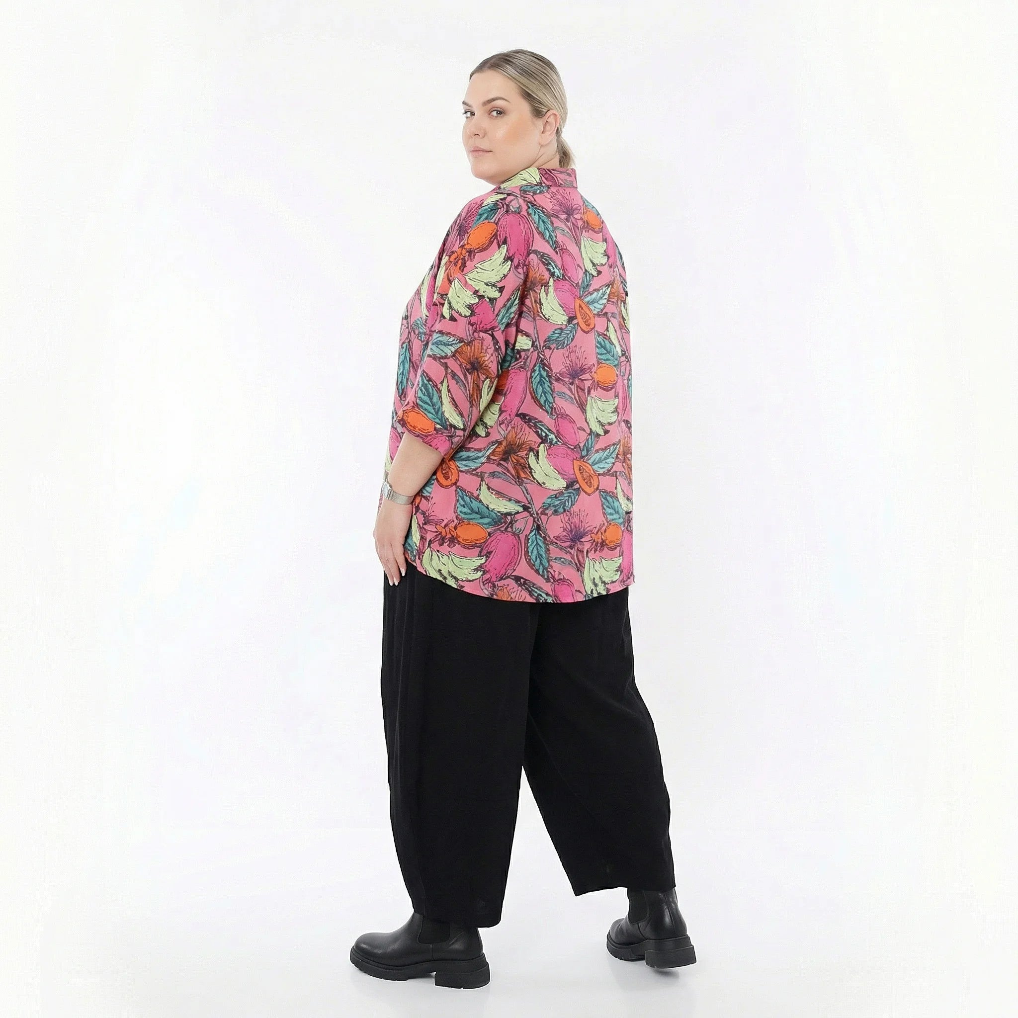 AKH Fashion Bluse in gerundeter Form, aus Baumwolle, 1507.07092, Rosa/Multi, Blumen