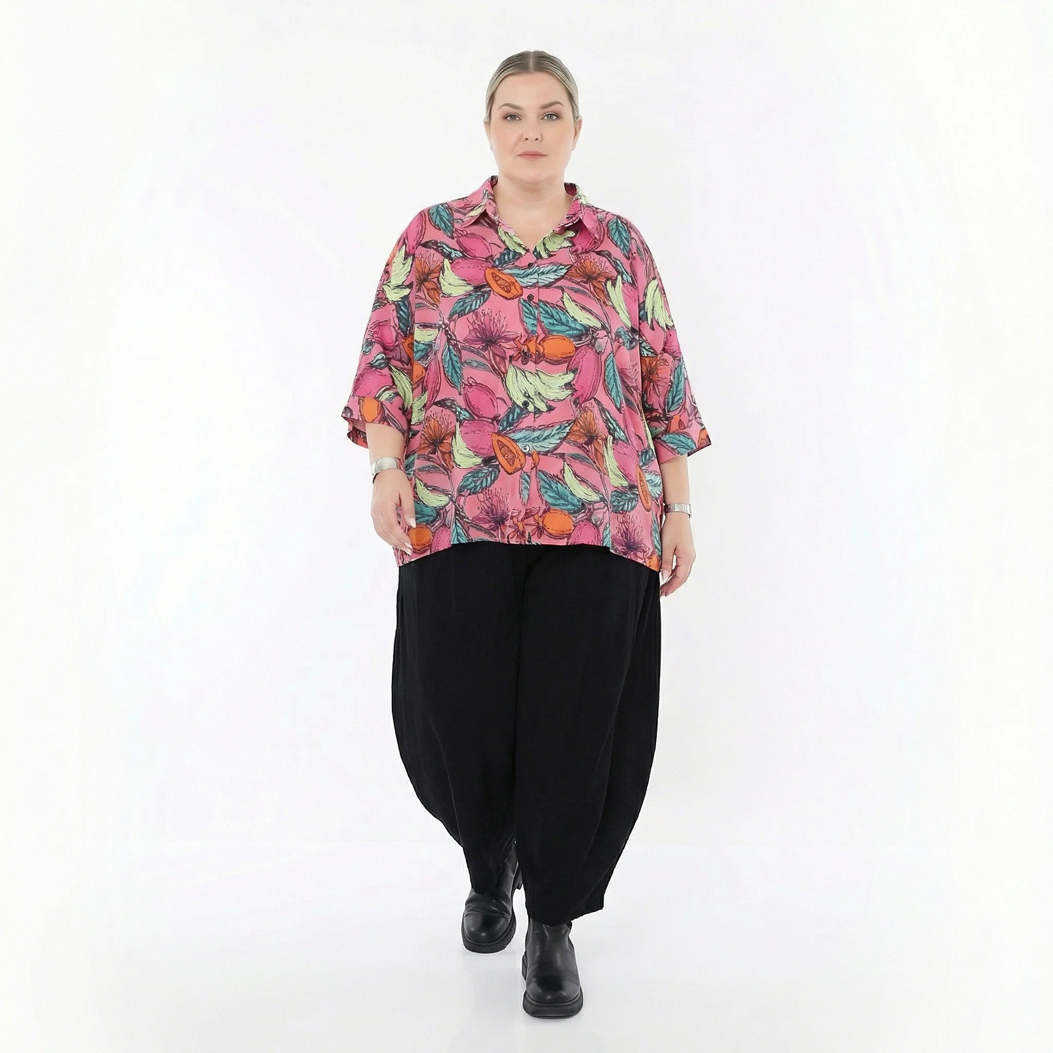 AKH Fashion Bluse in gerundeter Form, aus Baumwolle, 1507.07092, Rosa/Multi, Blumen