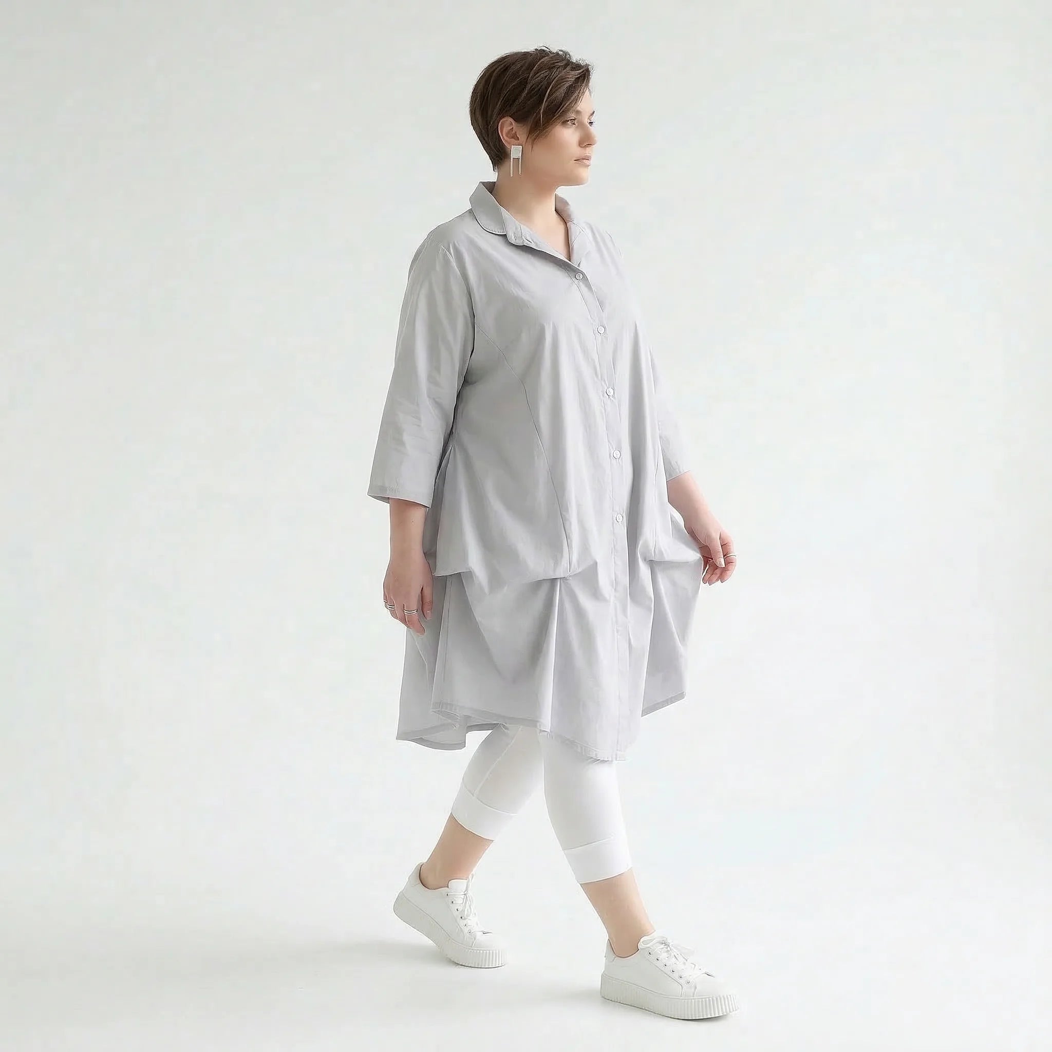 Elegante Glockenform Bluse im lässigen Lagenlook aus feiner, leicht luftiger Popeline, Grau