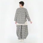 Lagenlook Jacke aus leichter Leinen Baumwolle mit ausgefallenem Zickzack Muster, Grau/Ecru