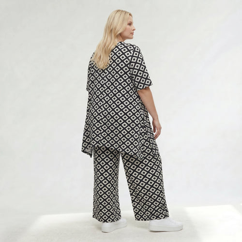Ausgefallene Palazzo Hose im zeitlosen Lagenlook mit fließend elastischem Stretch Komfort, Schwarz/Weiß