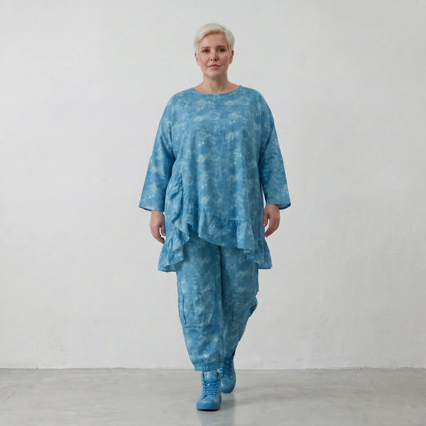 Luftiges Oversize Shirt aus feiner Baumwoll-Popeline im Lagenlook mit Batikmuster, Aquablau