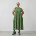 Ausgefallenes Ballon Kleid im zeitlosen Lagenlook aus leichter Baumwolle mit Batik Muster, Smaragdgrün