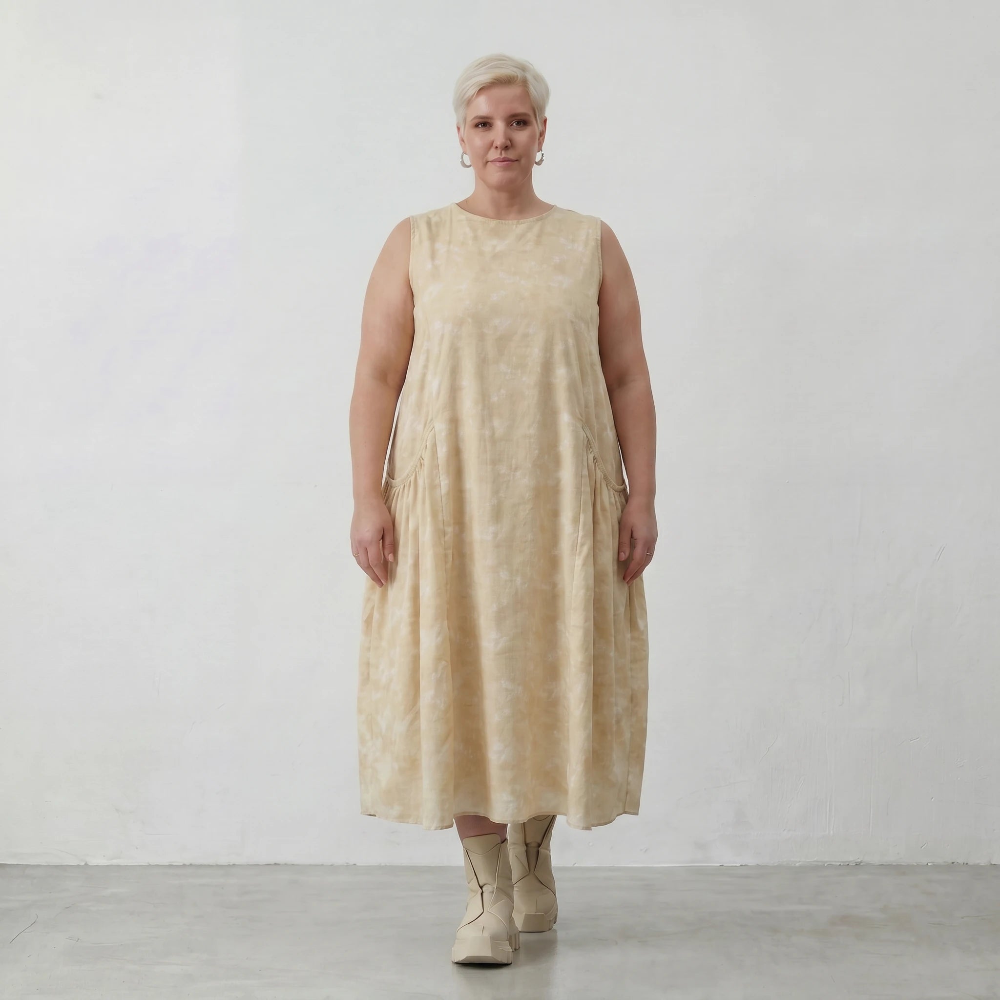 Luftiges Ballonkleid aus reiner Baumwolle im angesagten Lagenlook mit Batik Akzent, Vanille