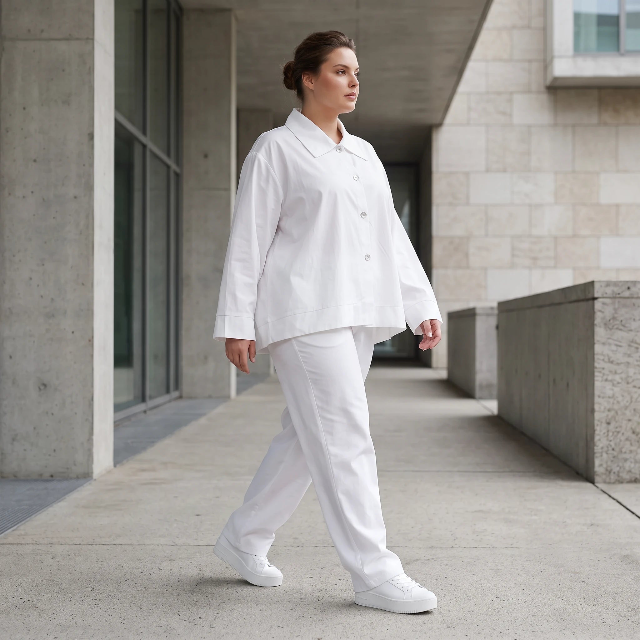 Zeitlose weisse Karottenhose aus Viskosemix weich elastisch leger modern leicht Lagenlook