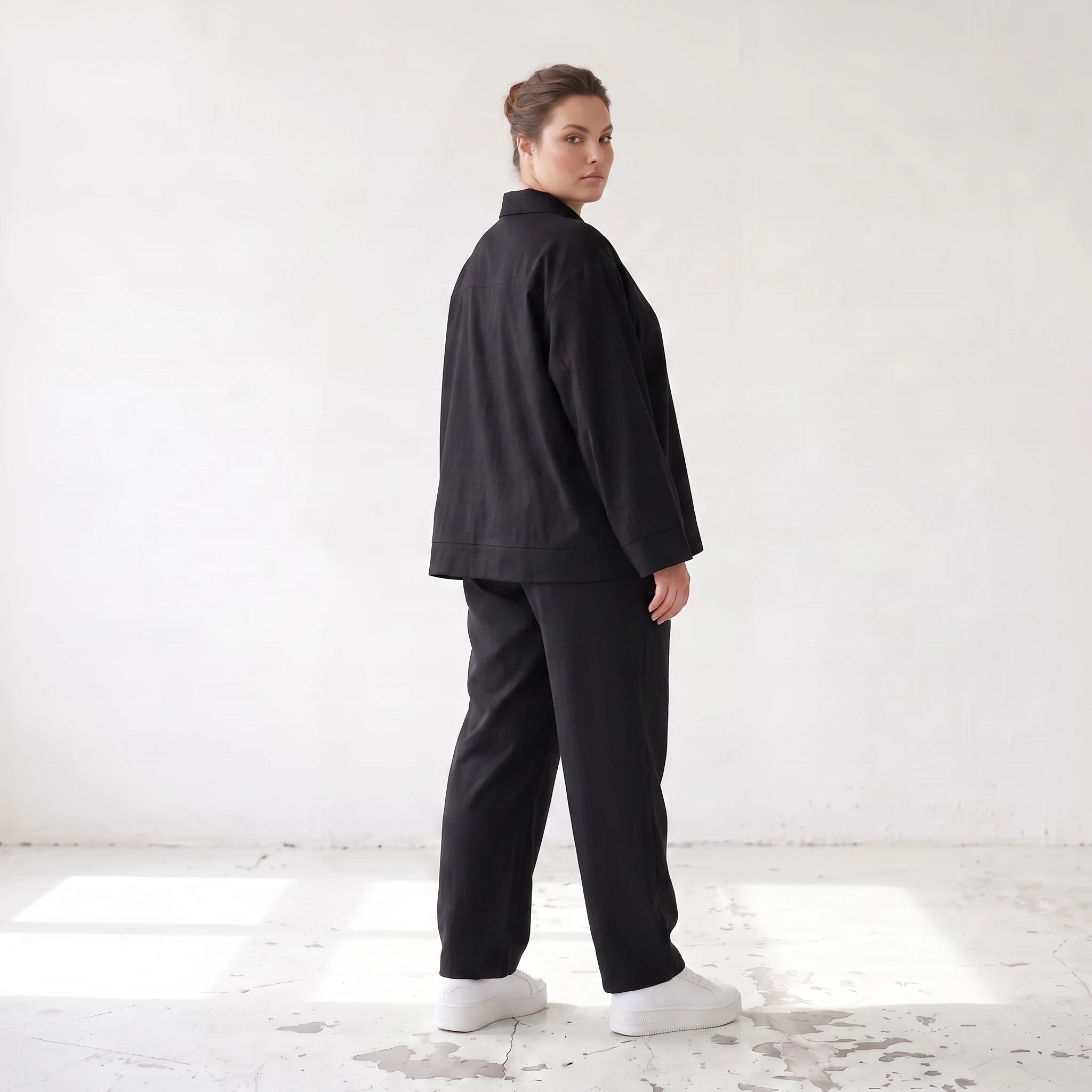 Schwarzer Oversize Blazer leger und zeitlos mit Stretchkomfort und Lagenlook cleanem Look