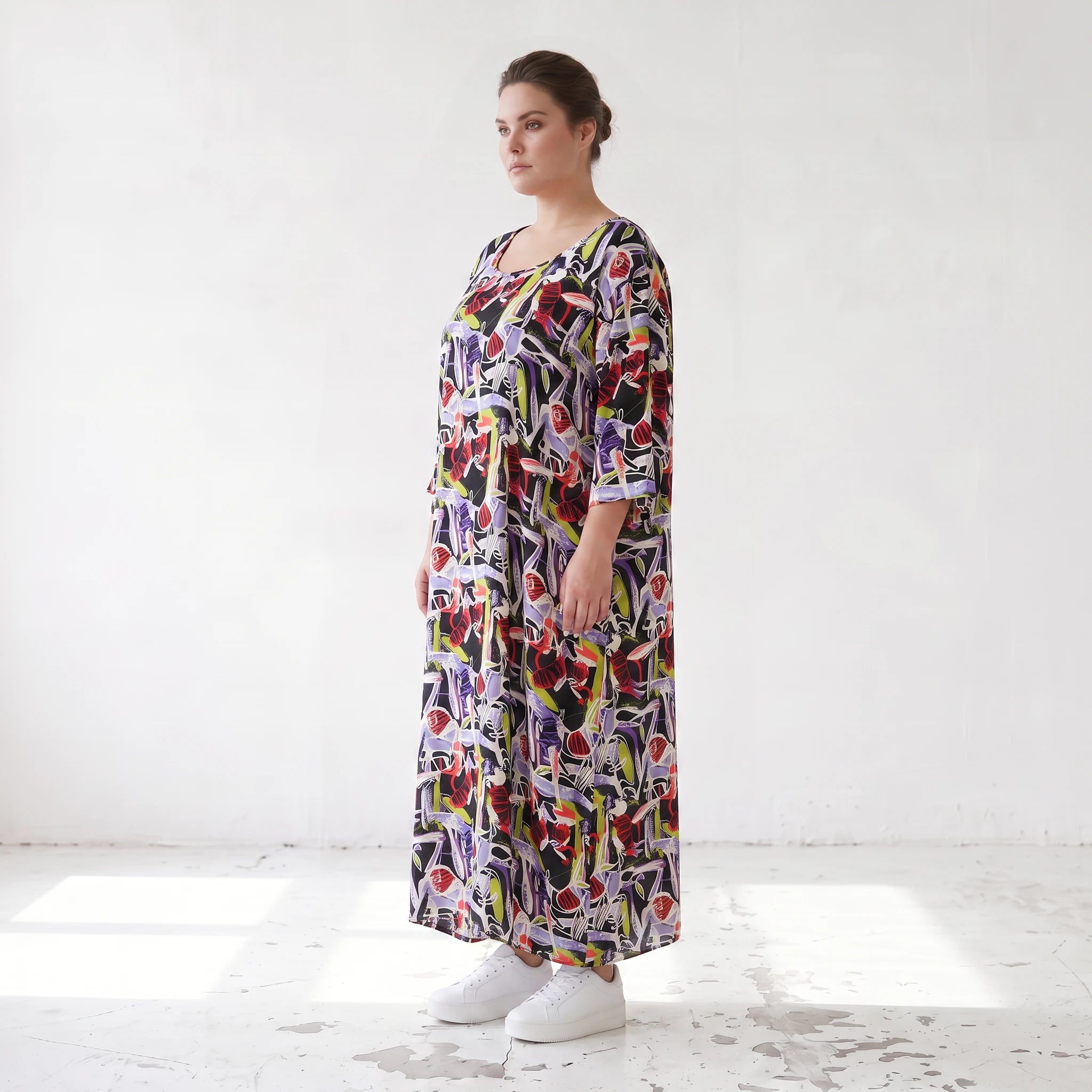 Fliessendes Ballonkleid aus Viskose in Schwarz Oliv Lila sehr leger zeitlos Oversize Look