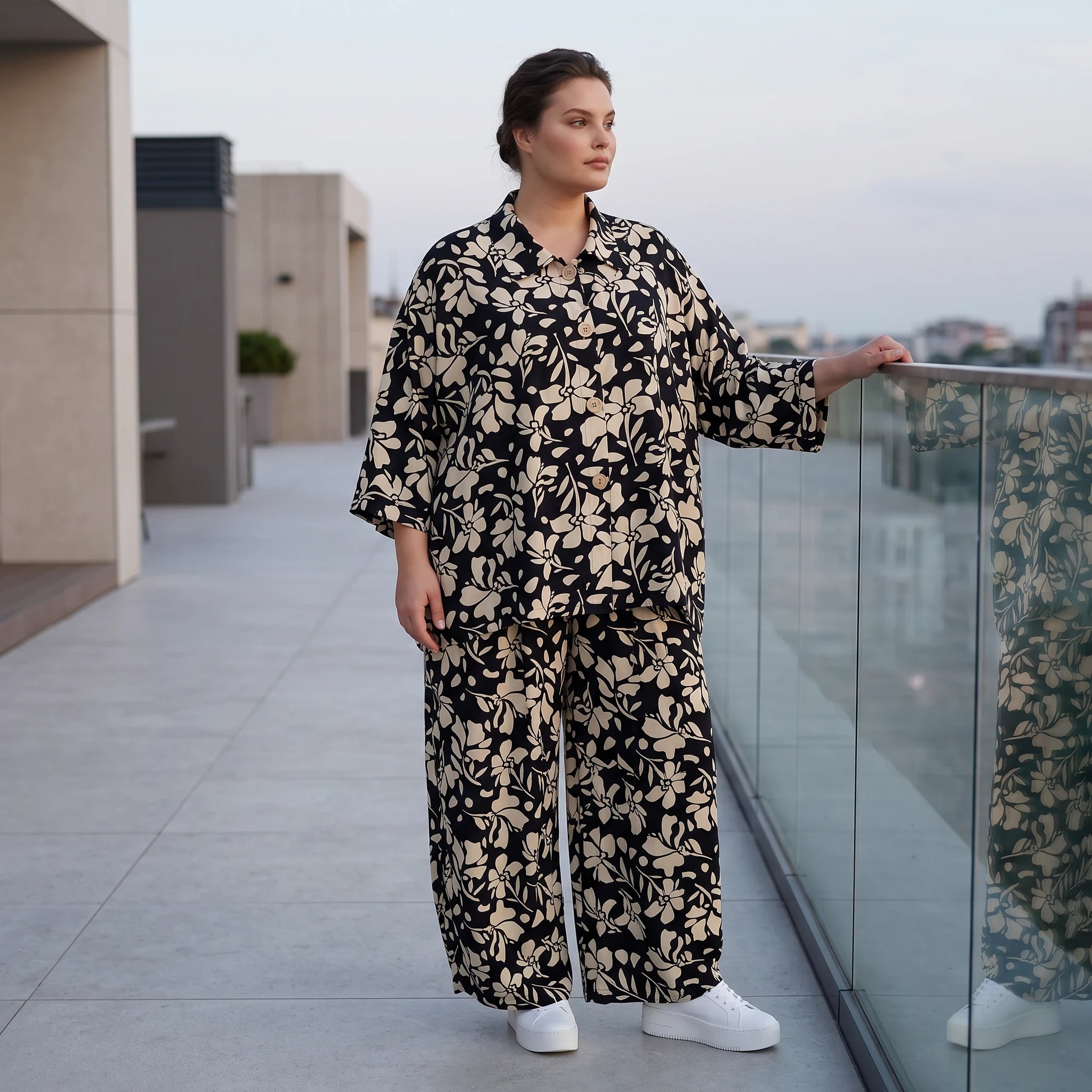 Damen Hose Lagenlook Viskose Schwarz/Ecru, Ballonschnitt, Elastikbund, Oversize große Größen – AKH Fashion