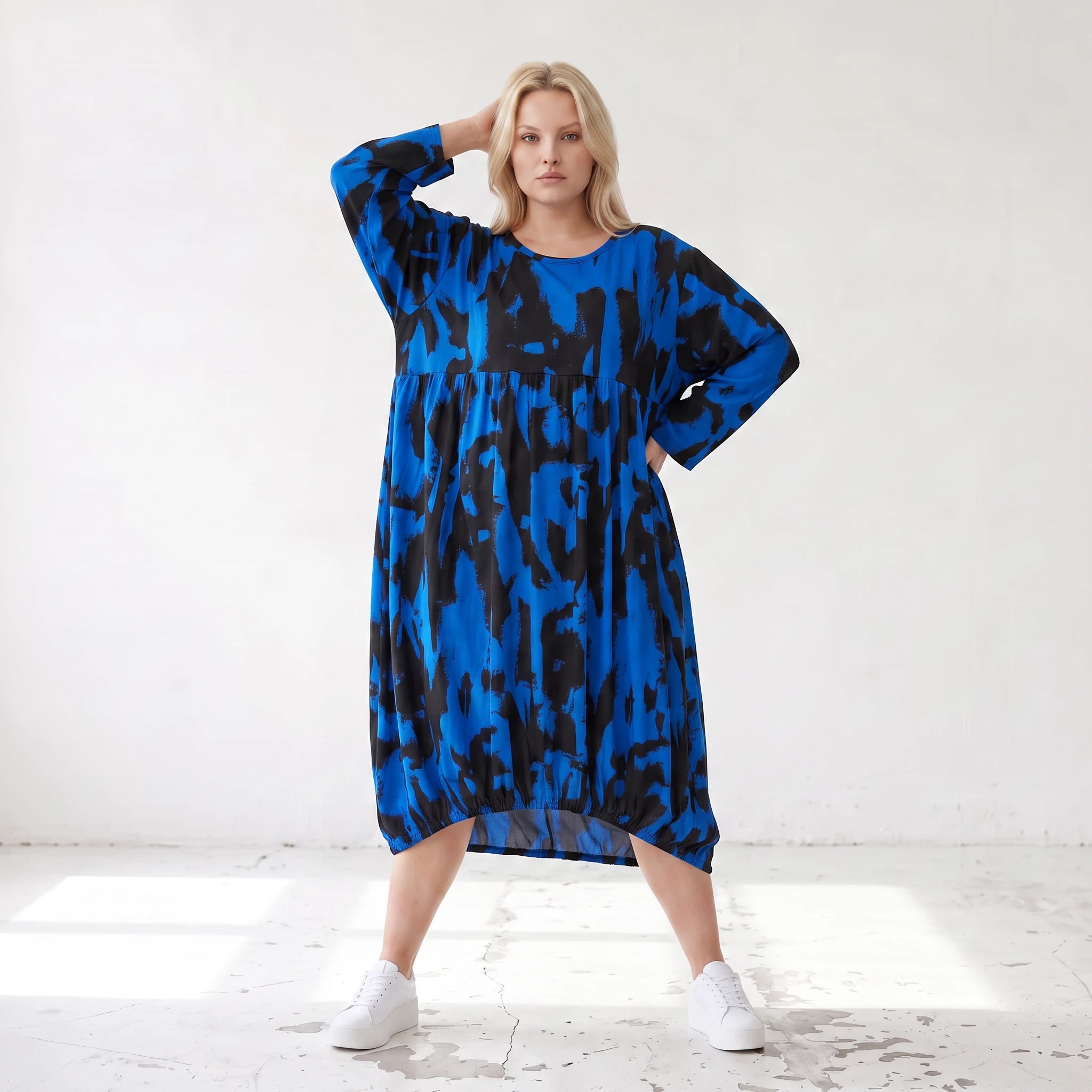Damen Kleid Lagenlook Baumwolle Blau/Schwarz, Ballonform, Flügeltaschen, Oversize große Größen – Funky Diva