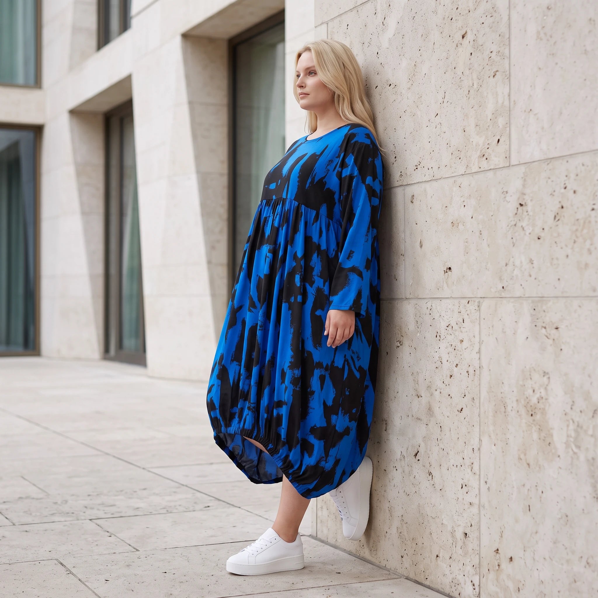 Damen Kleid Lagenlook Baumwolle Blau/Schwarz, Ballonform, Flügeltaschen, Oversize große Größen – Funky Diva