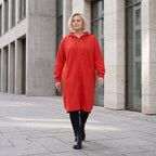 Rote Kapuzenjacke aus French Terry mit Reißverschluss Seitentaschen und geradem Schnitt