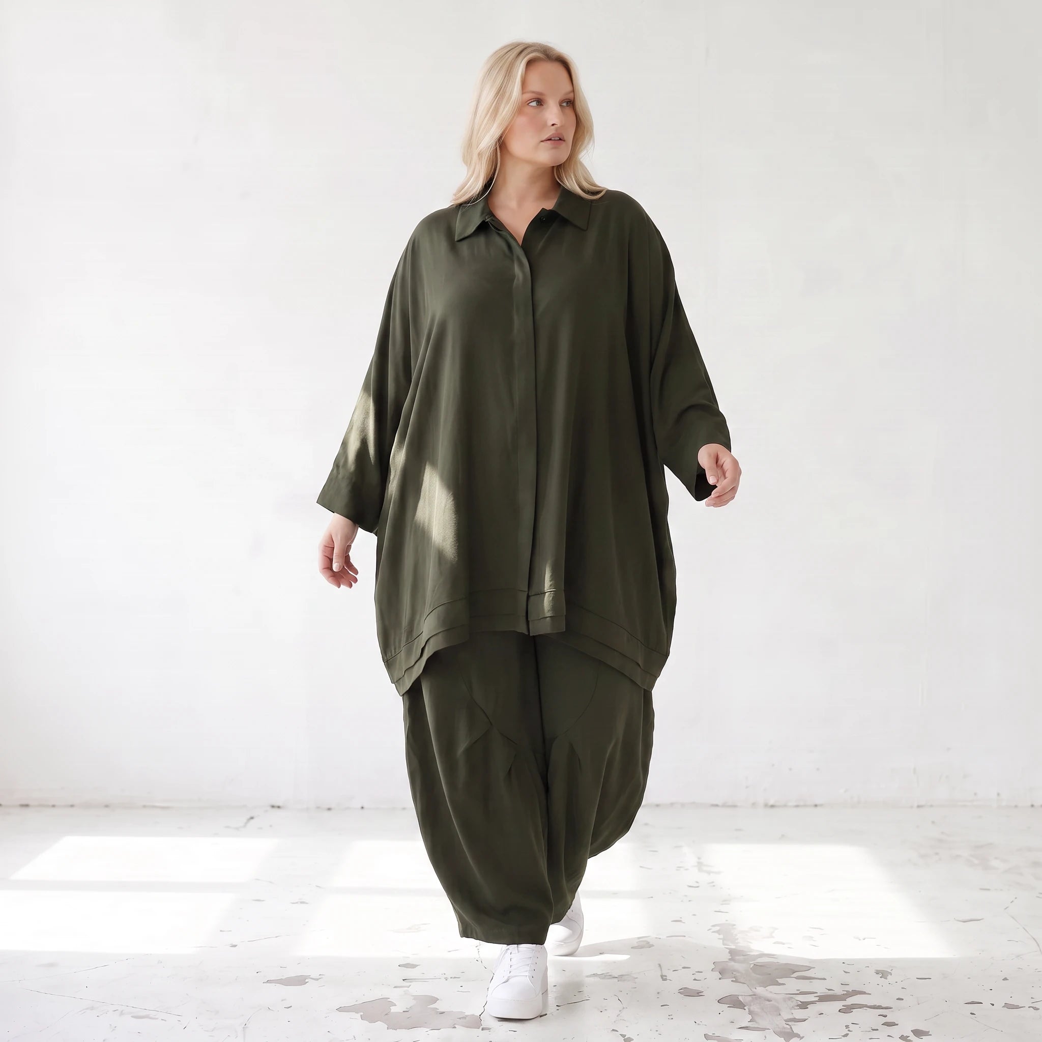 Damen Bluse Lagenlook Lyocell UrbanKhaki, A-Linie, 3/4-Arm, Knopfleiste, Oversize große Größen – AKH Premium