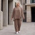 Longsleeve in Taupe aus French Terry mit Grafikprint und A-Linie im lässigen Streetstyle