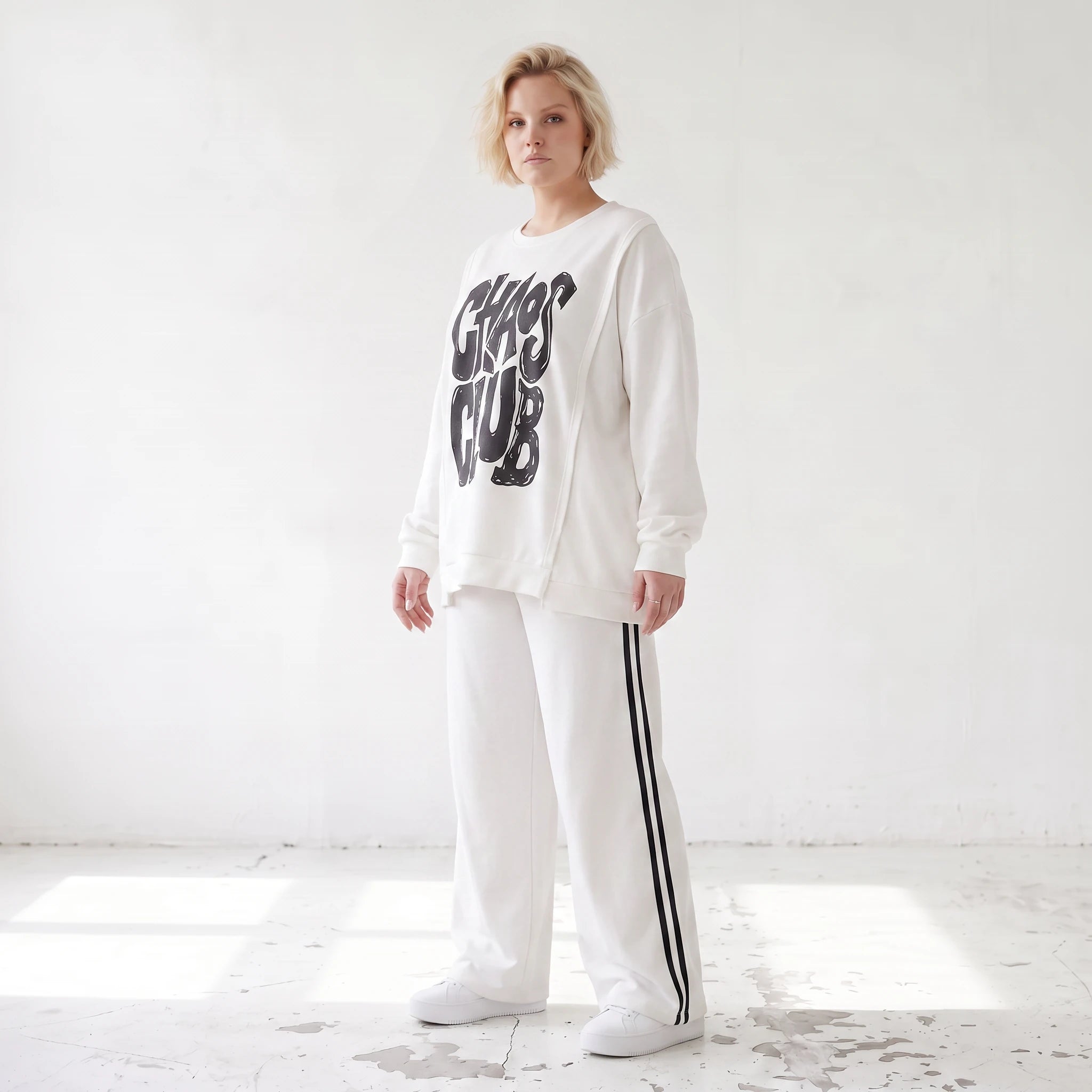 Kastiges Langarmshirt mit Statement Print und Außennähten aus French Terry Stretch urban