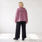 Weinroter Jersey Hoody in Destroyedoptik locker geschnitten mit Kapuze und weichem Fall