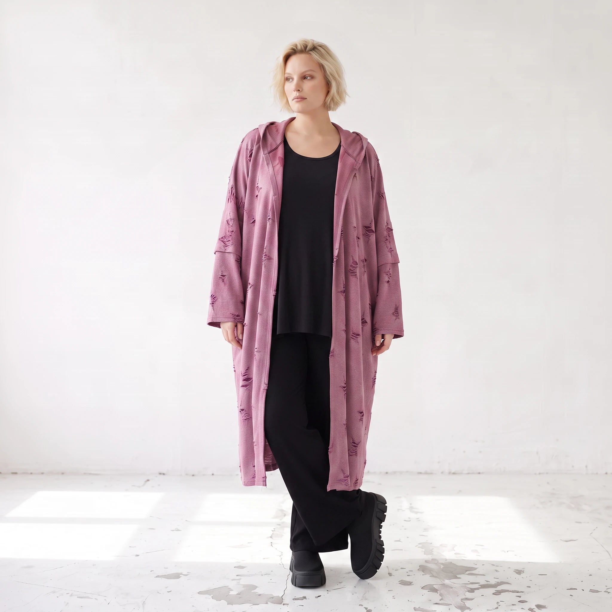 Offener Kapuzencardigan in Weinrot weich leicht und gerade geschnitten für Winterlooks