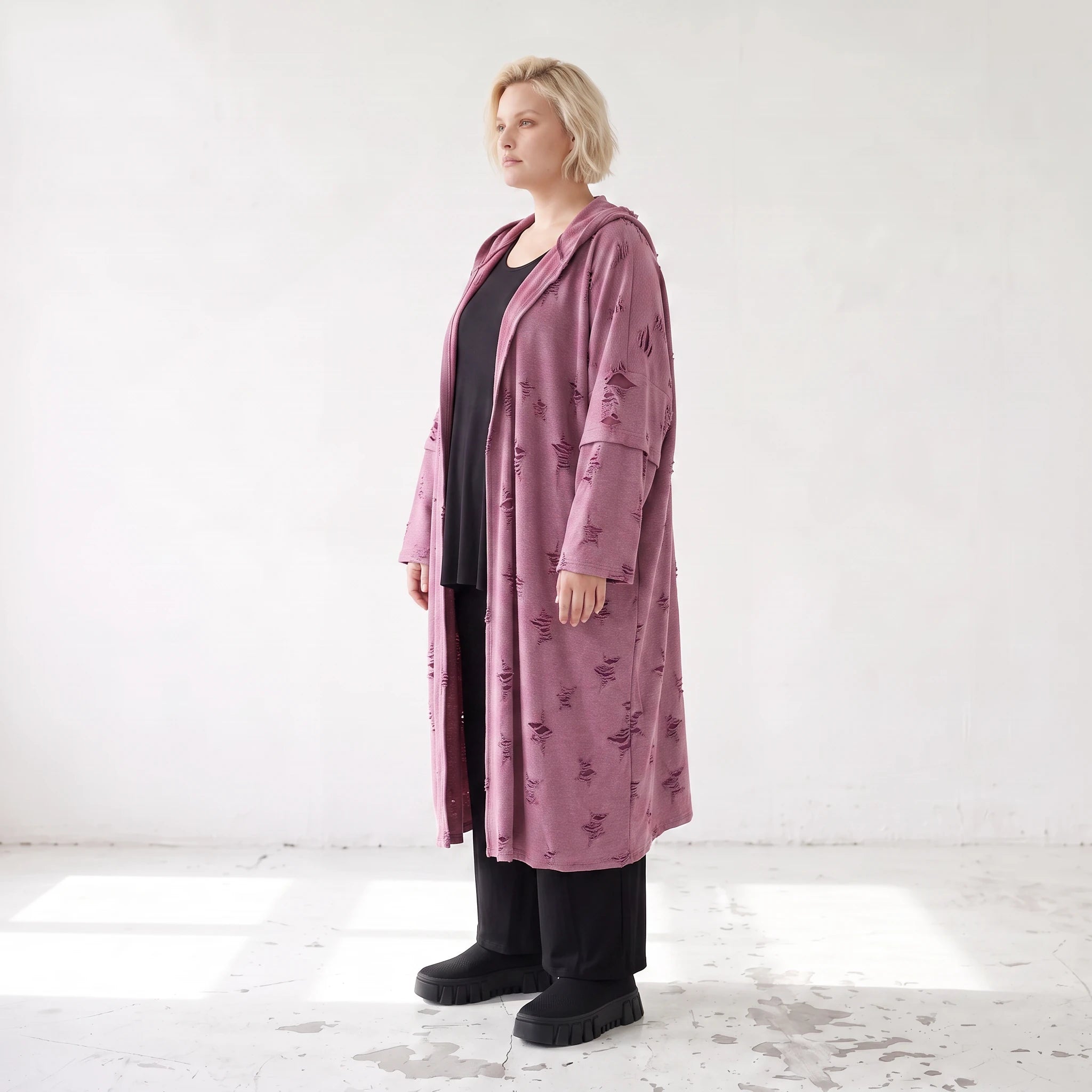Offener Kapuzencardigan in Weinrot weich leicht und gerade geschnitten für Winterlooks