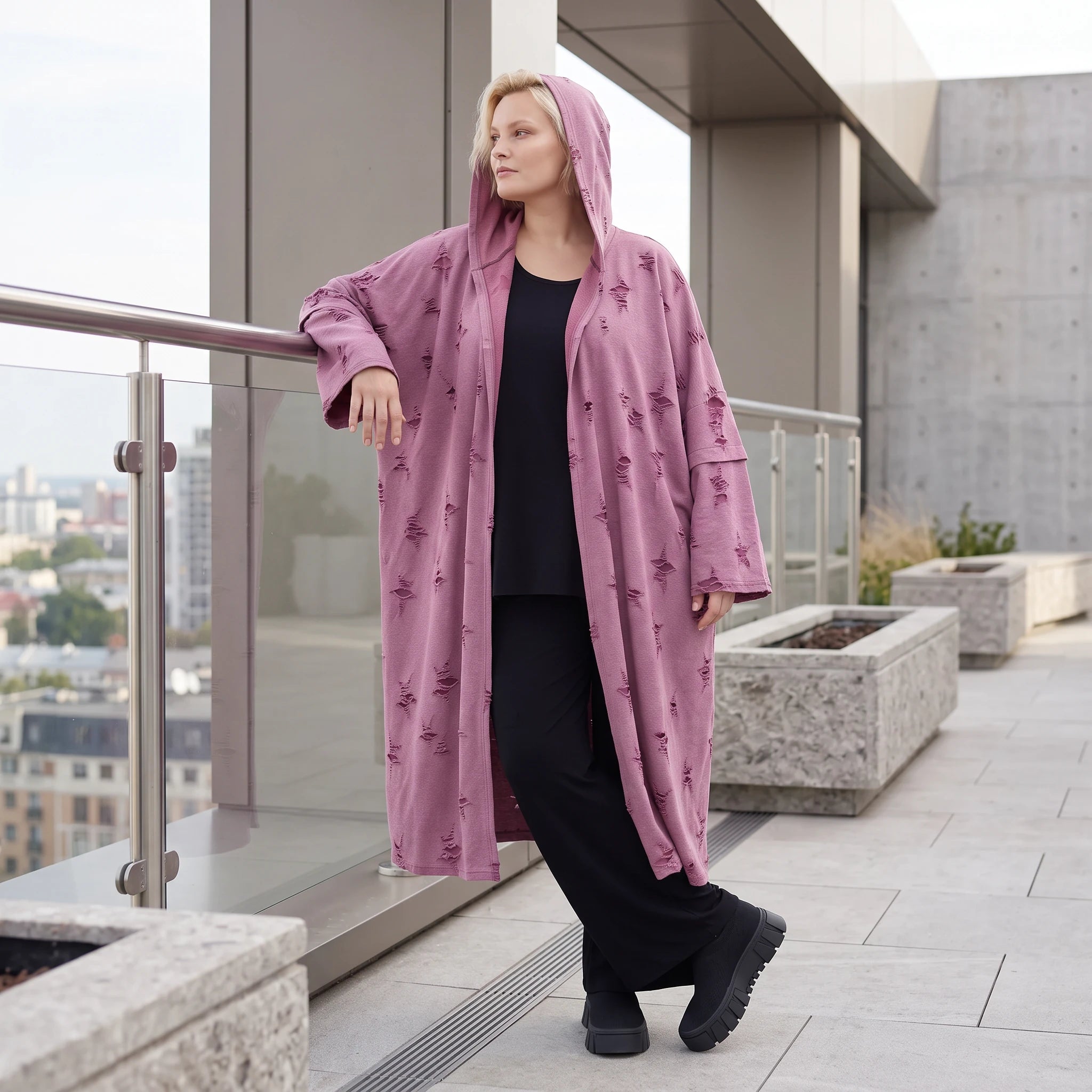 Offener Kapuzencardigan in Weinrot weich leicht und gerade geschnitten für Winterlooks