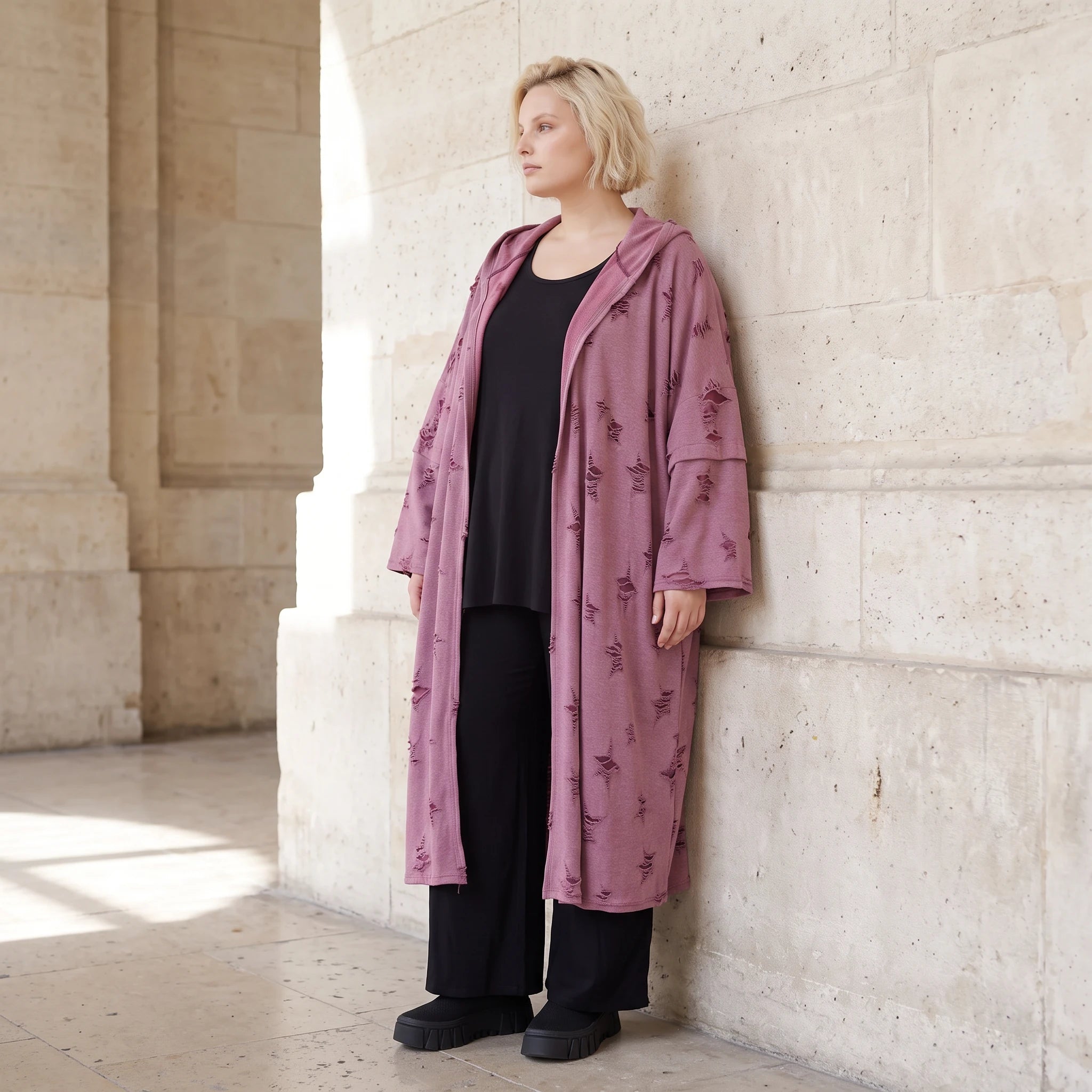 Offener Kapuzencardigan in Weinrot weich leicht und gerade geschnitten für Winterlooks