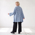 Jeansblauer Jersey Cardigan in A-Linie mit Sternenprint im Destroyed-Look offen locker