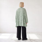 Pistaziengrüner Jerseycardigan in A-Linie mit Sternenmotiv aus Baumwolle und Elasthan