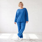 Royalblaues Langarmshirt in Travellerqualität mit Stretch kastigem Schnitt und Tunnelzug