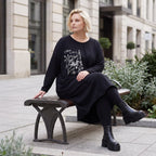 Kleid in OldBlack aus weichem French Terry in Ballonform mit Rundhalsausschnitt Langarm