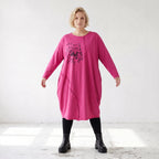Altrosa Ballonkleid aus weichem French Terry mit Stretch und Faltennaht in Ballonform