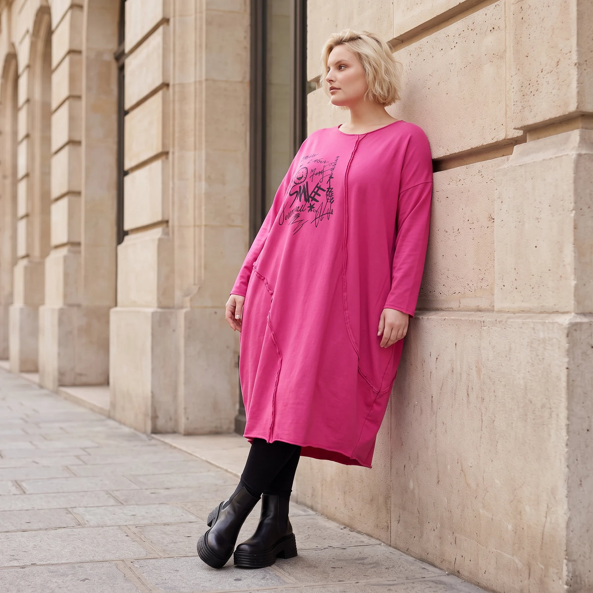 Altrosa Ballonkleid aus weichem French Terry mit Stretch und Faltennaht in Ballonform