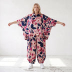 Ballonhose aus Satin mit Blumenprint in Rose/Blau/Pink mit Gummibund und Beuteltaschen